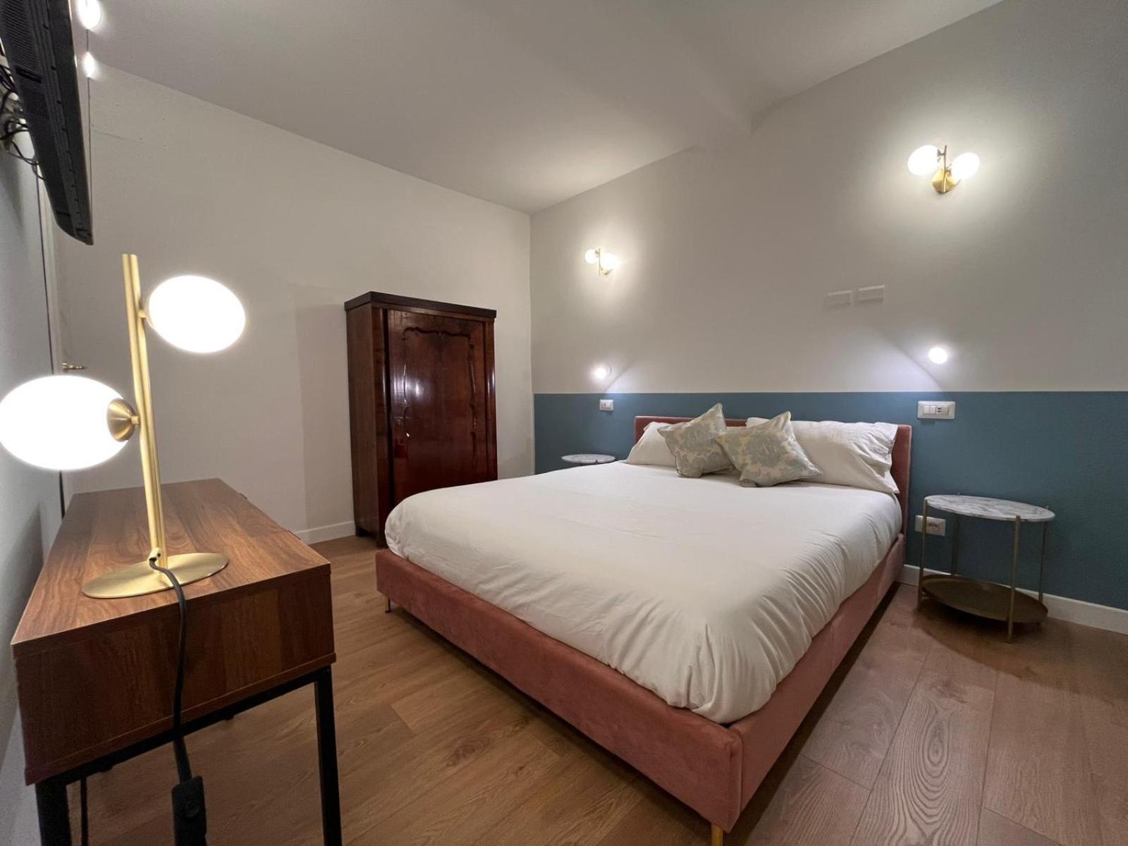 Paolina Place * Roma